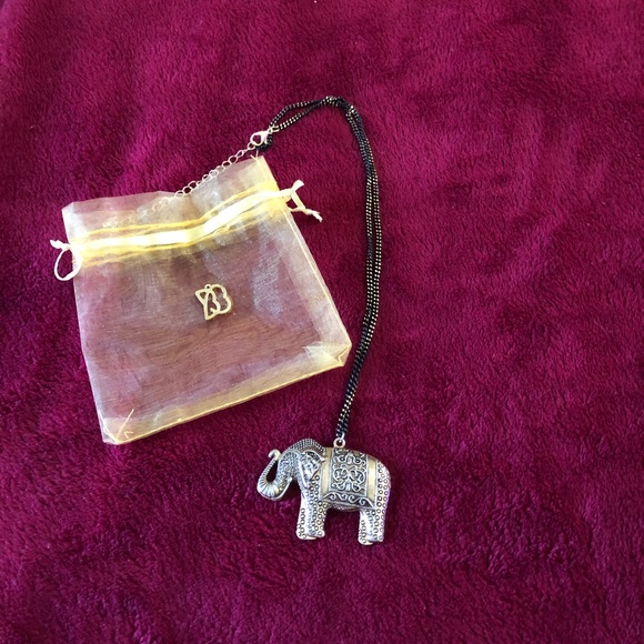 Necklace - Picture 1 of 3
